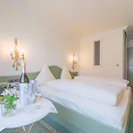 Dreifluessehof 4* باساو