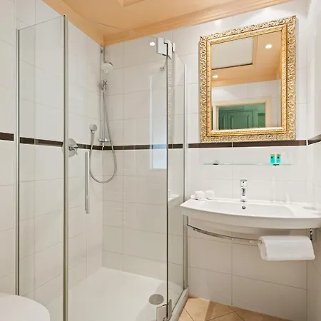 Dreifluessehof Hotel 4*