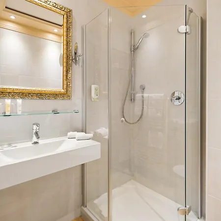 Hotel Dreifluessehof 4*