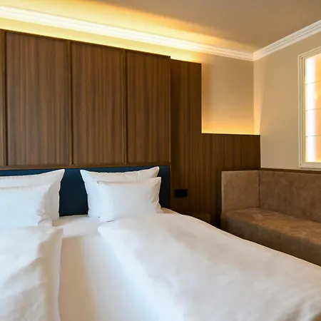 Hotel Dreifluessehof 4*