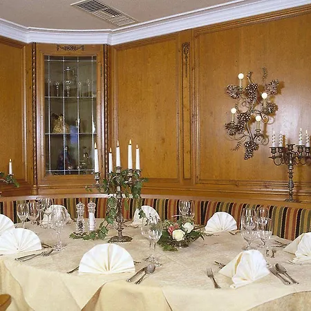 Hotel Dreifluessehof 4*