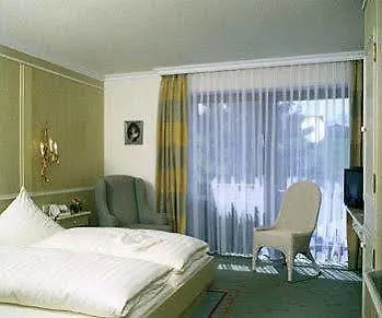 Dreifluessehof Hotel 4*