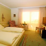 Dreiflüssehof 4*