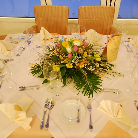 Dreifluessehof Hotel 4*