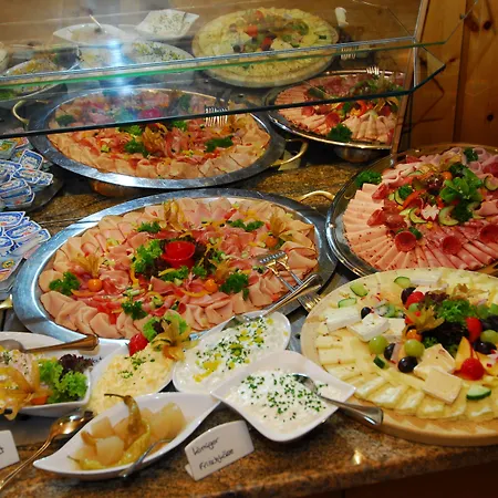 Dreifluessehof Hotel 4*