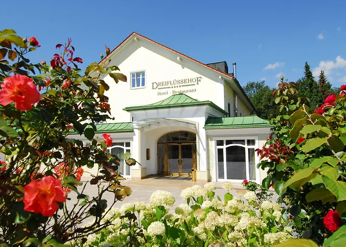 Dreifluessehof Hotel 4*